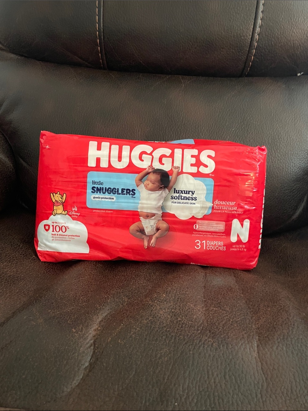 Huggies Little Snugglers Newborn Diapers - Red